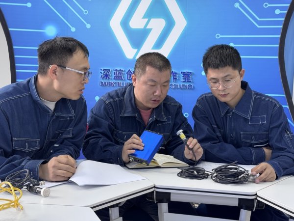 融丰配资 新疆昌吉供电公司：职工自主研发新装置降低运维成本40%